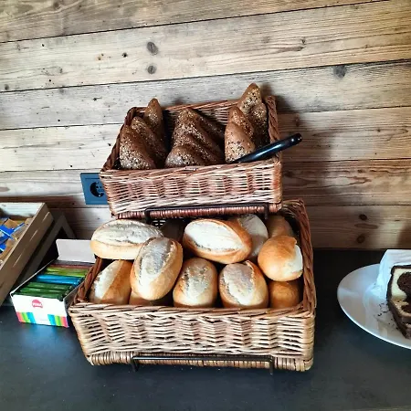 Metzgerei Neumeyer Гостевой дом 3*